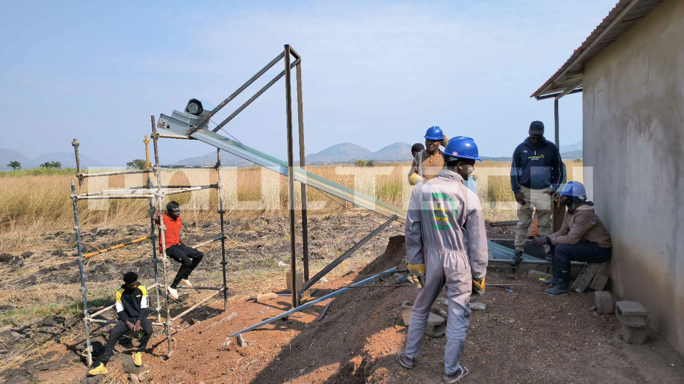 Angola 50,000 laying hens project installation work